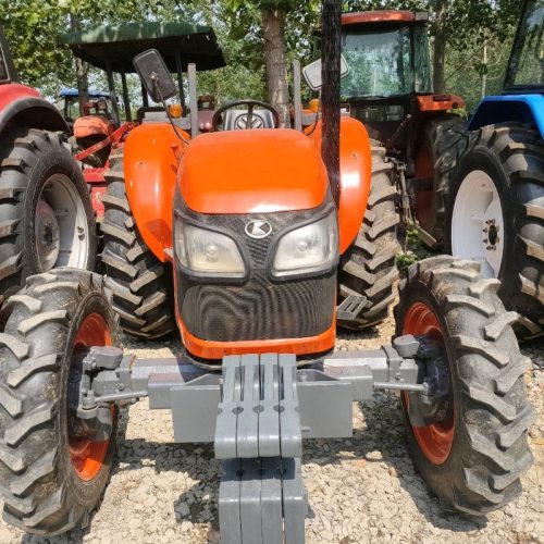 KUBOTA M704K